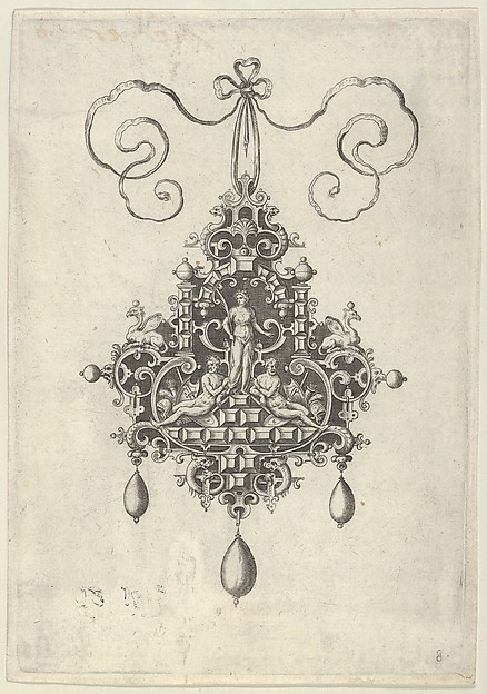 Pendant Design with a Peace-Goddess Flanked by Two Warriors