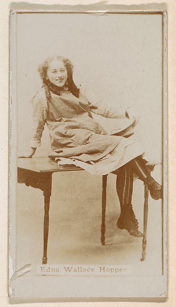 Edna Wallace-Hopper, from the Actresses series (N245) issued by Kinney Brothers to promote Sweet Caporal Cigarettes