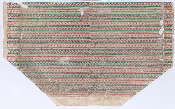 Sheet with red and green zigzag pattern