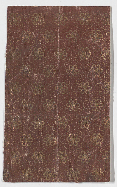 Sheet with gold floral pattern