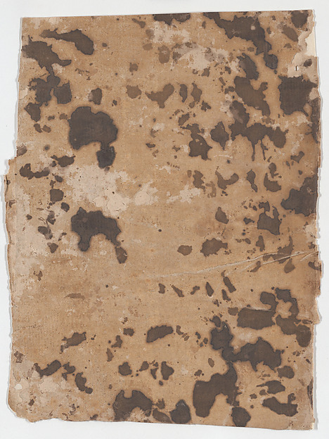 Sheet with overall splotchy pattern