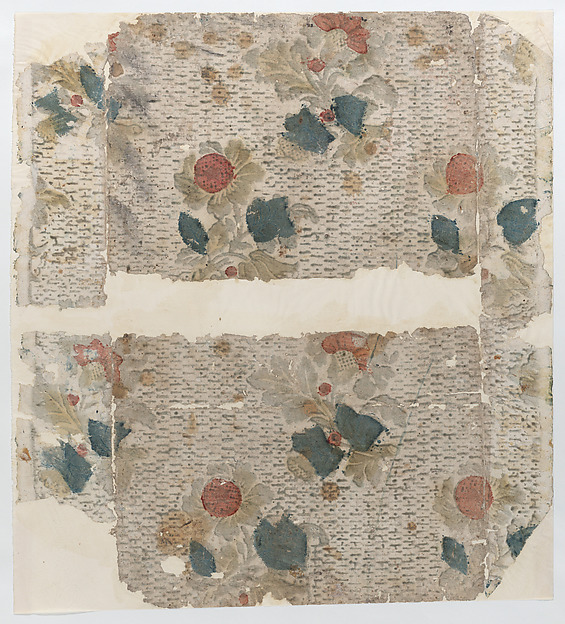 Sheet with floral pattern with a repeating line background