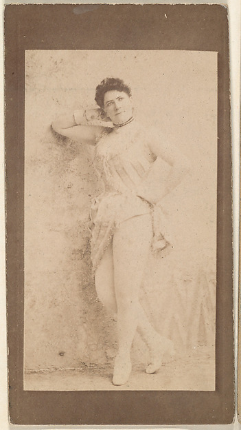 Actress leaning against wall, from the Actresses series (N668)