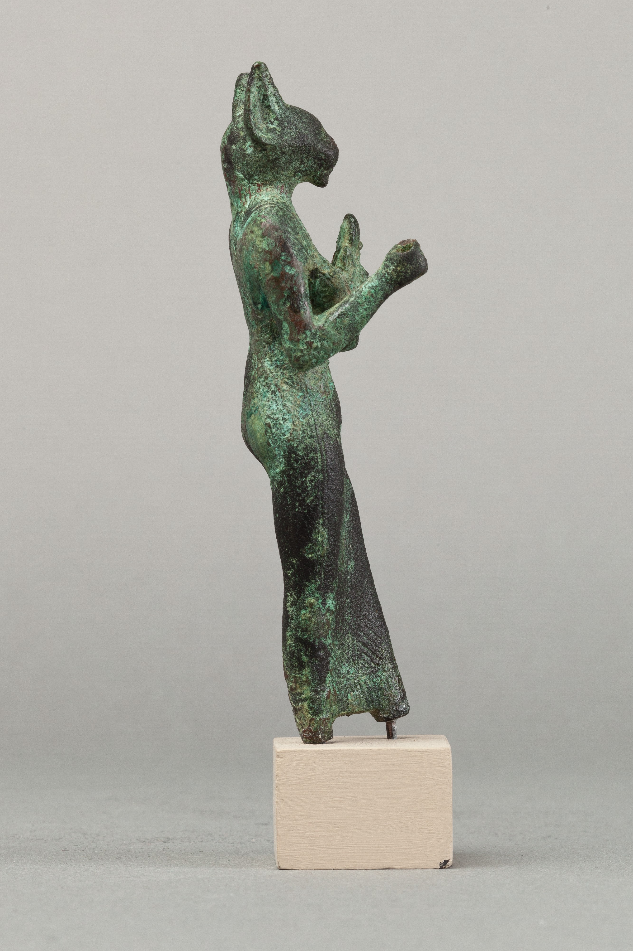 Bastet Holding An Aegis Late Period Ptolemaic Period The
