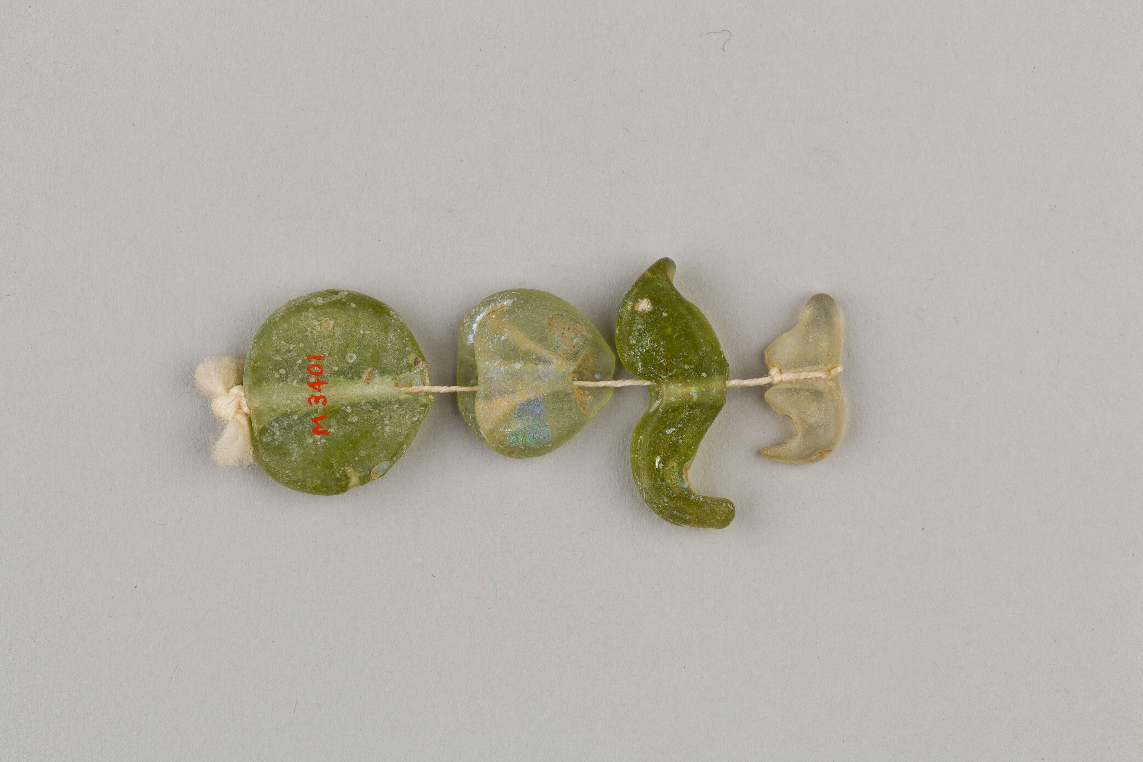 String of 4 beads