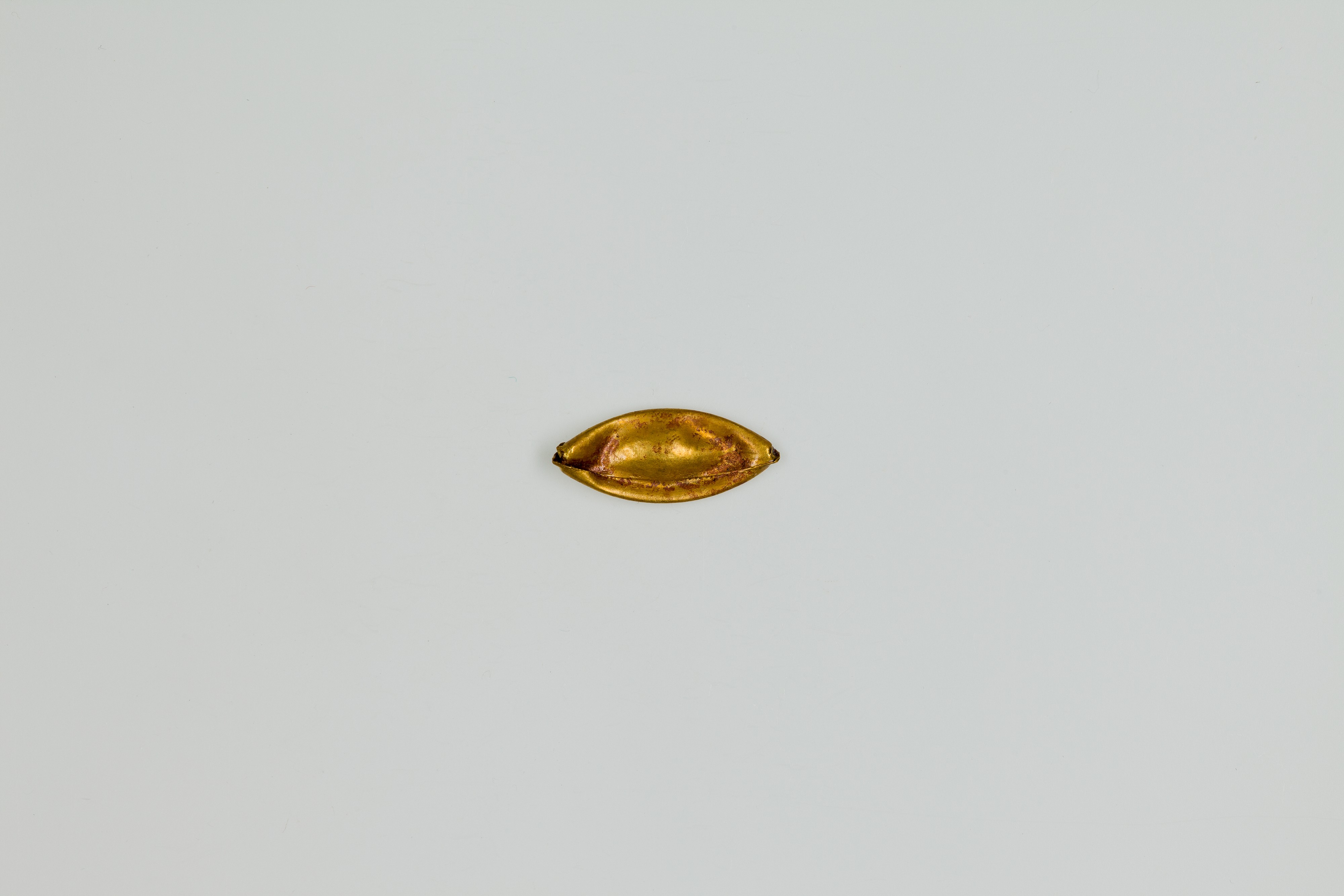 Cover for eye or belly button