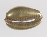 Cowrie shell bead, Gold