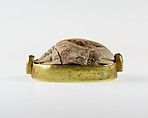 Mounted Scarab Incised with Nefer Sign in Scroll Border, Steatite, gold