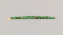 String of 15 hexagonal beads, Opaque green glass (imitation beryl)