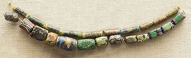 String of 8 Beads, Glass