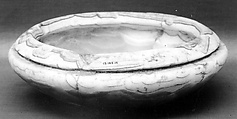 Shouldered bowl with a collared rim, Stone