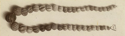 Necklace of striated beads, Faience
