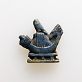 Henu barque amulet, Glass