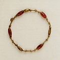 Bracelet of knots and barrel beads, Linen, gold, carnelian