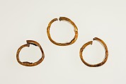 Ribbed Penannular Earring, Gold