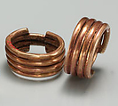 Ribbed Penannular Earring, Gold