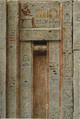 West wall of the chapel of Kaemsenu with niches for Iretnub, Kaemsenu and Werdjedptah, Limestone, paint