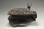 Cat with kittens on damaged box for animal mummy, Cupreous metal