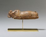 Knife handle (?); Humped bull, Ivory (elephant)