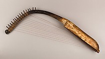 Arched Harp (shoulder harp), Wood
