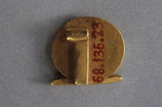 Shen (Protection) Motto Clasp, Gold, carnelian