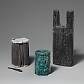 Cosmetic container decorated with a pair of Bes-images, Steatite, glazed