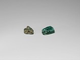 Fly amulet, Faience