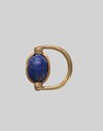 Scarab Finger Ring with the Names of Thutmose III and Hatshepsut, Gold, lapis lazuli