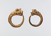 Earring with lion-griffin terminal, Gold