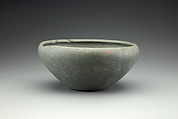 Shallow bowl, Stone