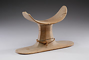 Headrest of Harmose, Wood, linen