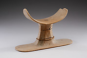 Headrest of Harmose, Wood, linen