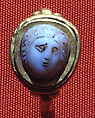 Ring with narrow shaft and oval box set with cameo of Medusa, Gold, onyx