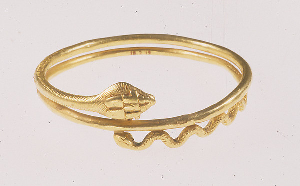 Snake bracelet