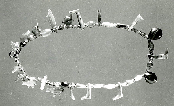 Amulets and beads (modern stringing)