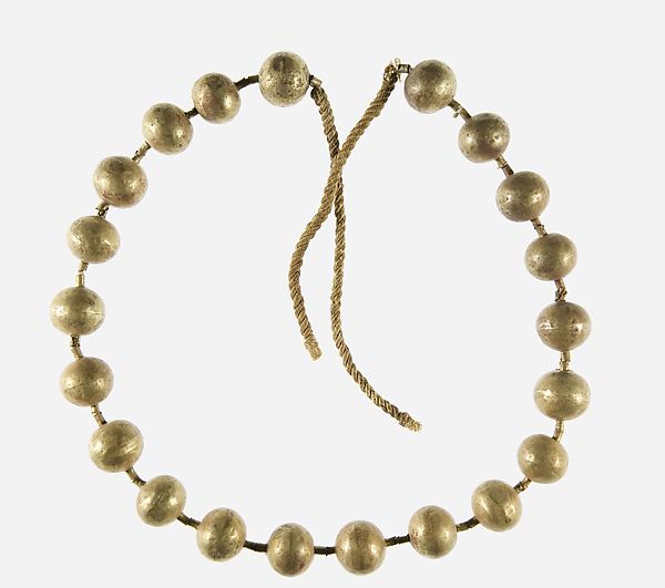 Gold Necklace of the Child Myt