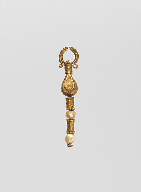 Earring