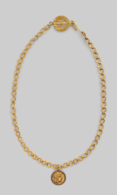 Necklace with a beaded wire wheel and a pendant with a profile of Alexander (?) by an unrecorded maker, The Metropolitan Museum of Art