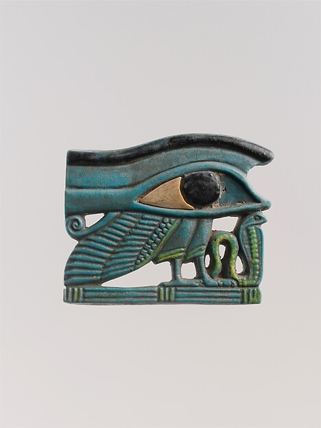 <em>Wedjat</em> eye amulet with a wing and other elements by an unrecorded maker, The Metropolitan Museum of Art