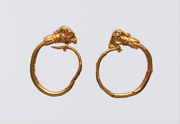 Earrings with ibex head terminal