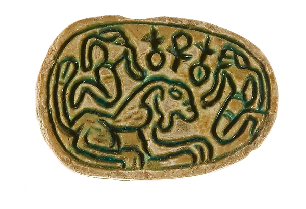 Canaanite Scarab with Two Men and a Lion by an unrecorded maker, The Metropolitan Museum of Art