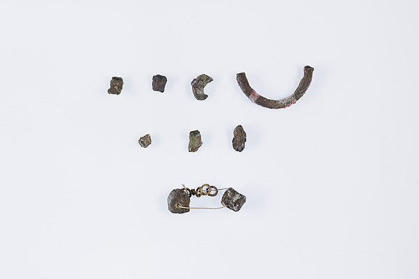 Beads and fragments of a ring