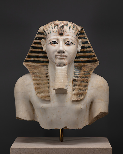 Upper part of a statue of Thutmose III