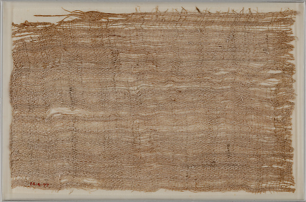 A fragment from a gauzy material