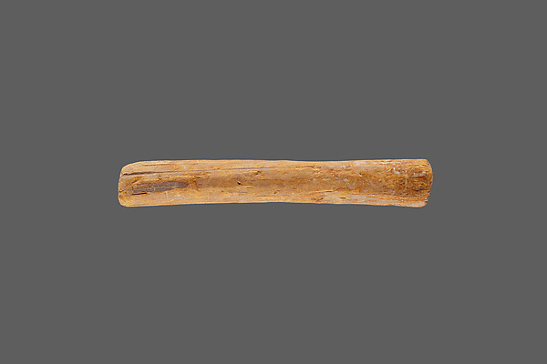 Handle for rope for lowering coffin