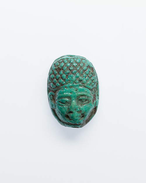 Human Head Scaraboid