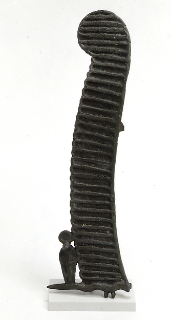 Attachment feather for a large crown