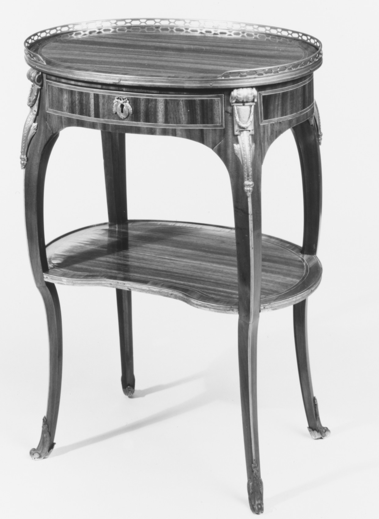 Roger Vandercruse, called Lacroix | Small oval writing table (one of a  pair) | French, Paris | The Metropolitan Museum of Art