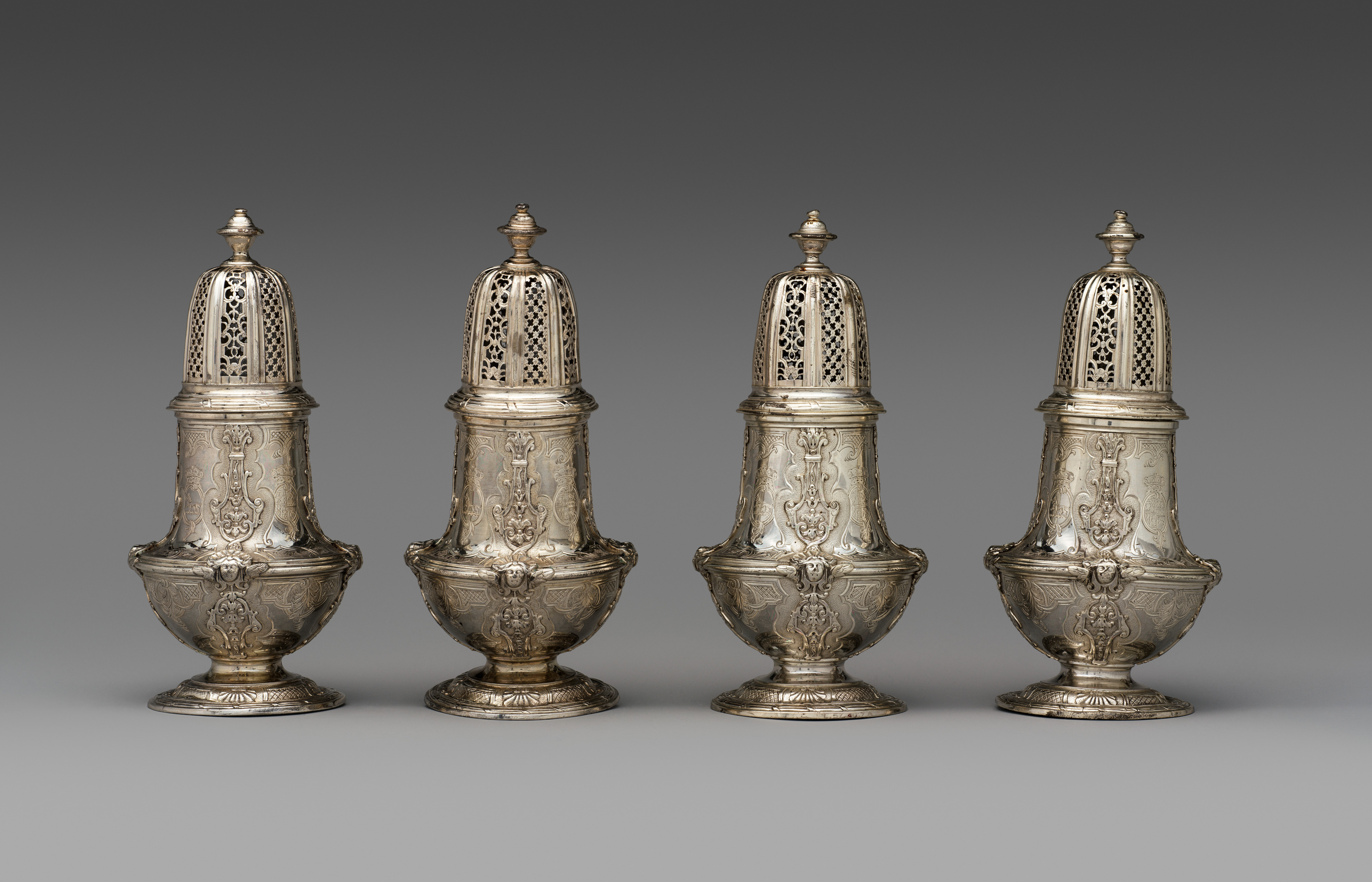 Set of four casters