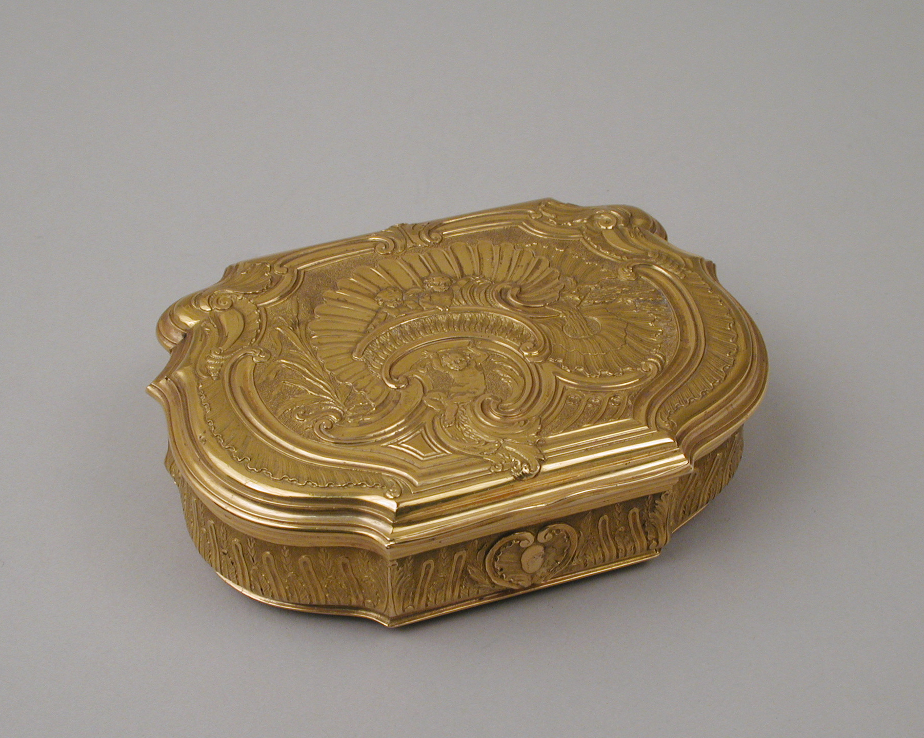 The Spectacular Snuffboxes of The Met